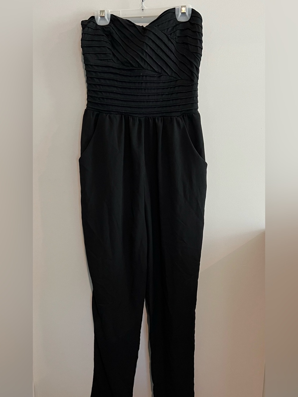 GUESS Black Strapless Pleated Jumpsuit Size Medium